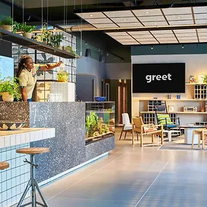 2* Hotell Greet Paris Porte De La Chapelle - Arena