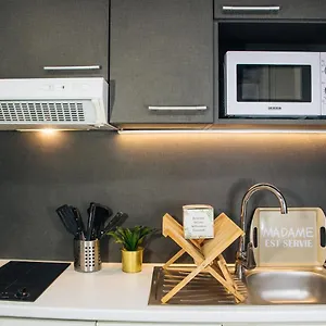 Twenty Business Flats Croizat Apartmanhotel