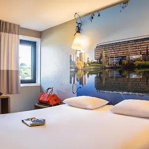 3* ホテル Ibis Paris