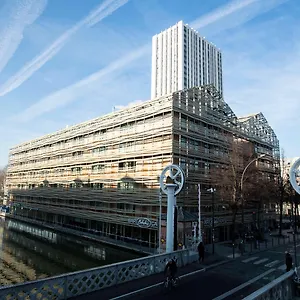 Express Paris-canal De La By Ihg Parijs